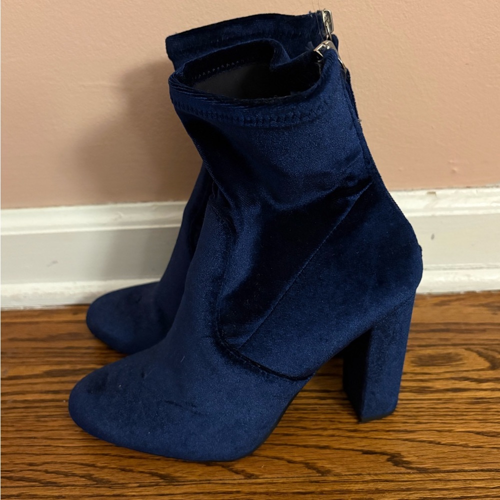 Women's Navy Velvet Block Heel Ankle Boots